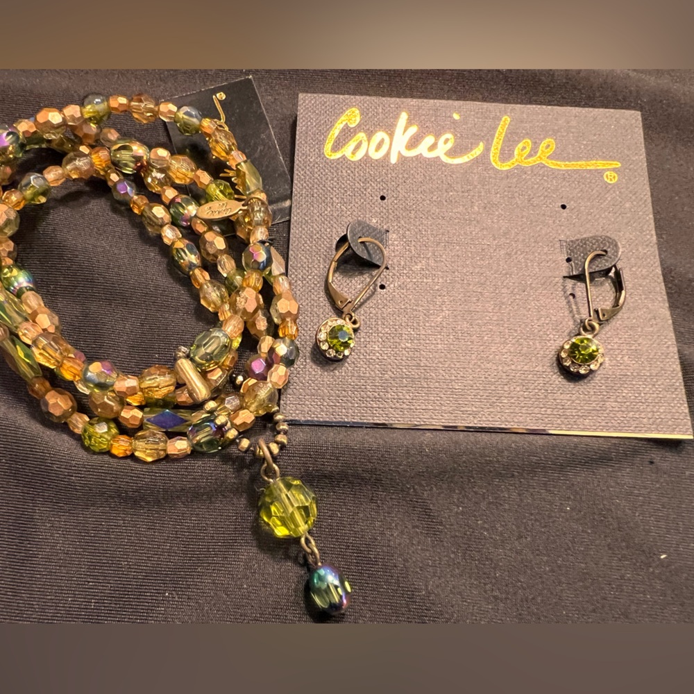Cookie Lee- green set bracelet and earrings
